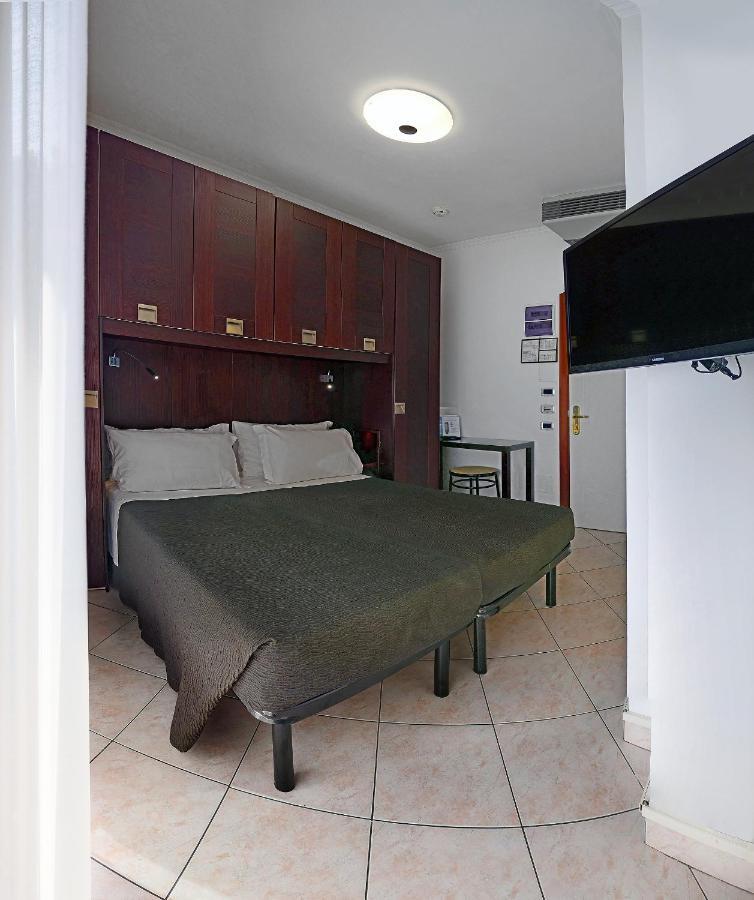 Hotel Venus Gabicce Mare Esterno foto