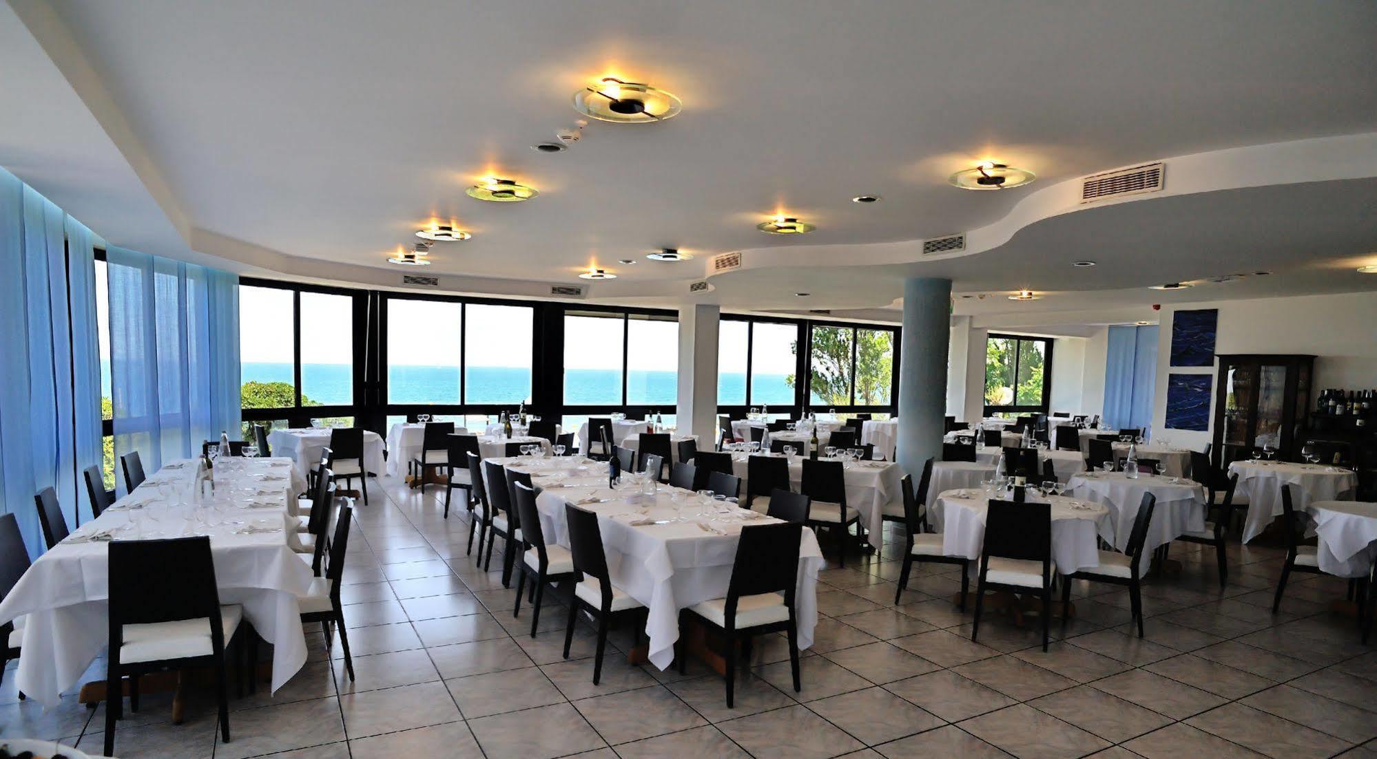 Hotel Venus Gabicce Mare Esterno foto