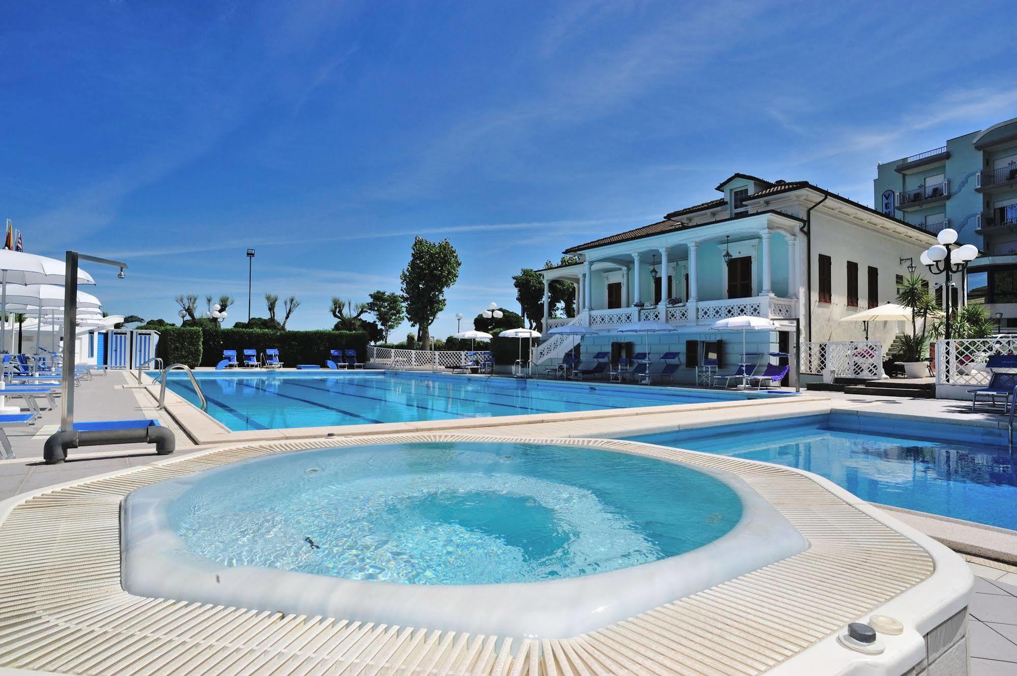 Hotel Venus Gabicce Mare Esterno foto