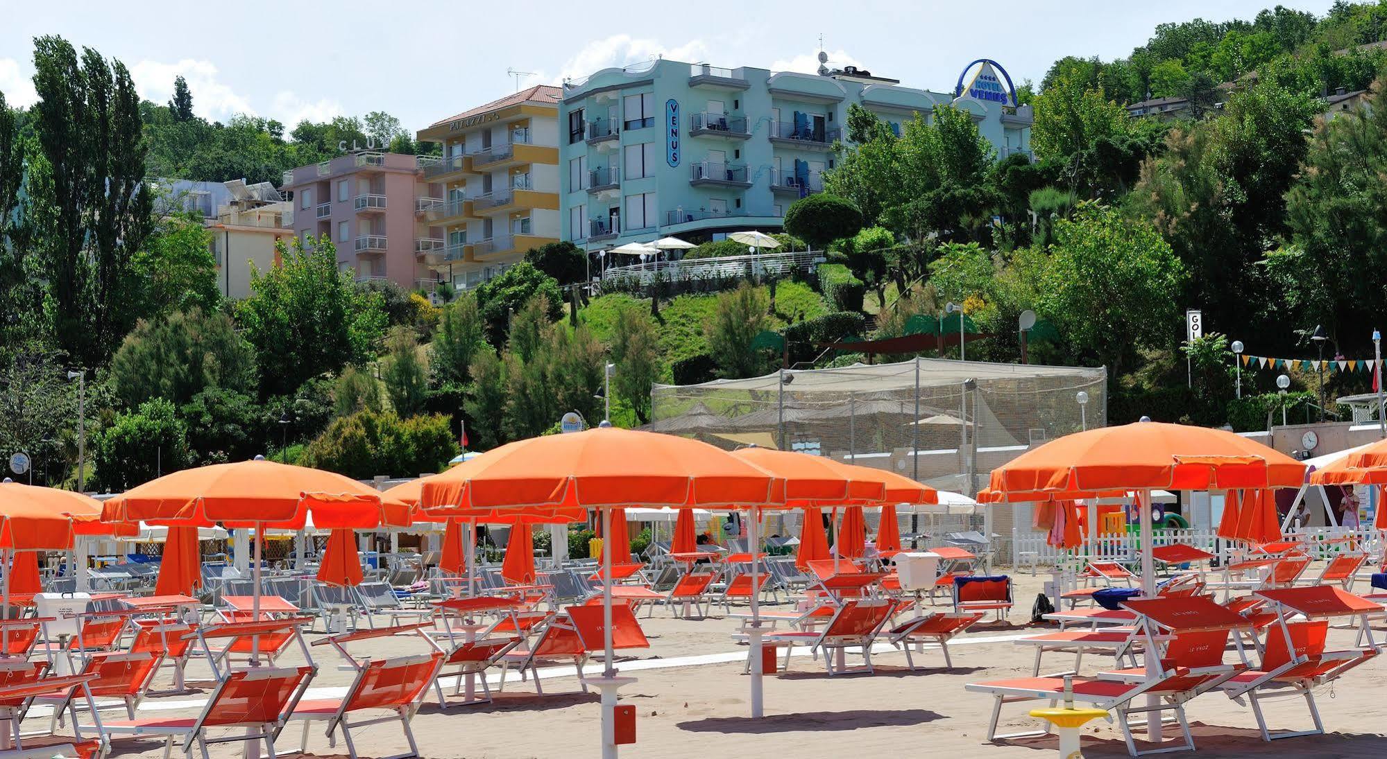 Hotel Venus Gabicce Mare Esterno foto